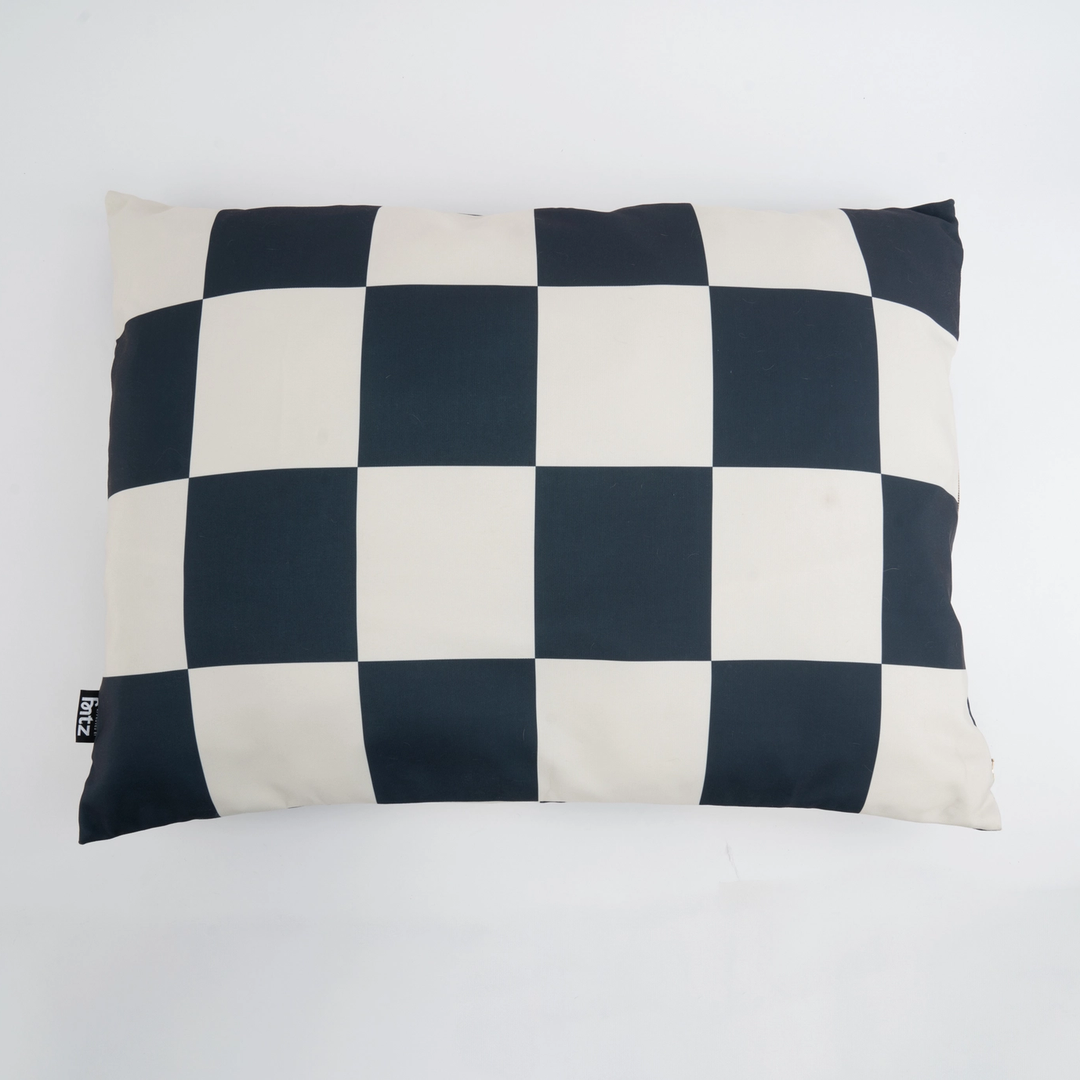 Checkerboard pattern eco-friendly dog bed with recycled material for comfort and durability Fritz - Bed GRANDE by Fritz