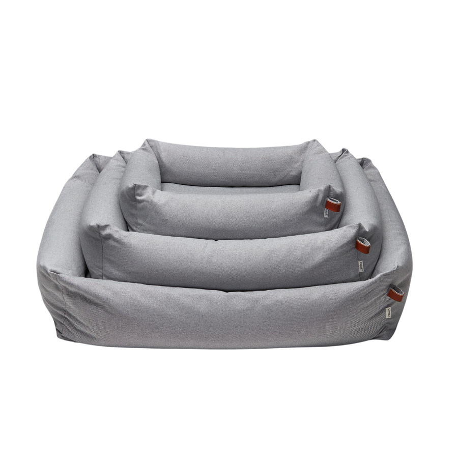 Cloud7 - SLEEPY DELUXE TWEED Dog Bed in light grey with bolster edges and sustainable cotton-hemp cover.